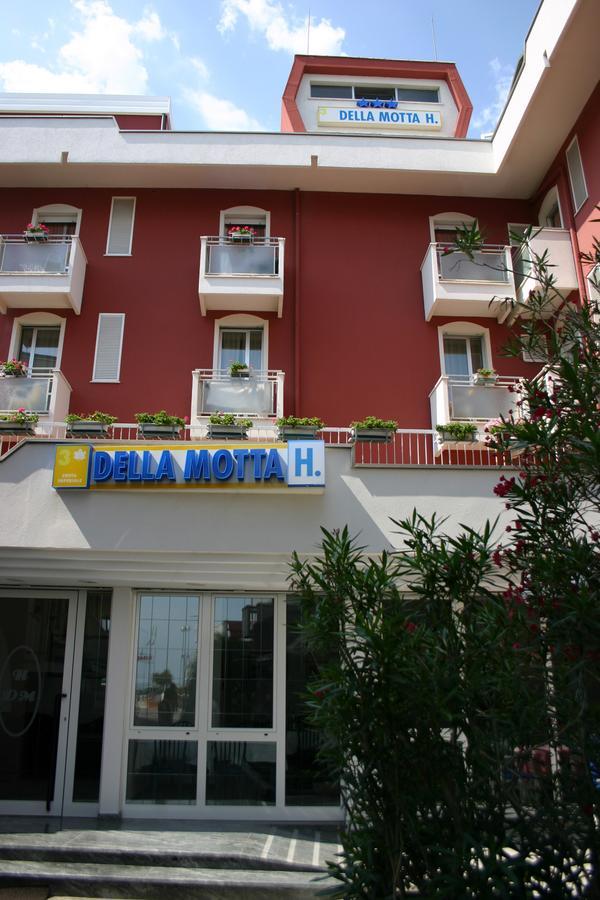 Hotel Della Motta ベラーリア・イジェア・マリーナ エクステリア 写真