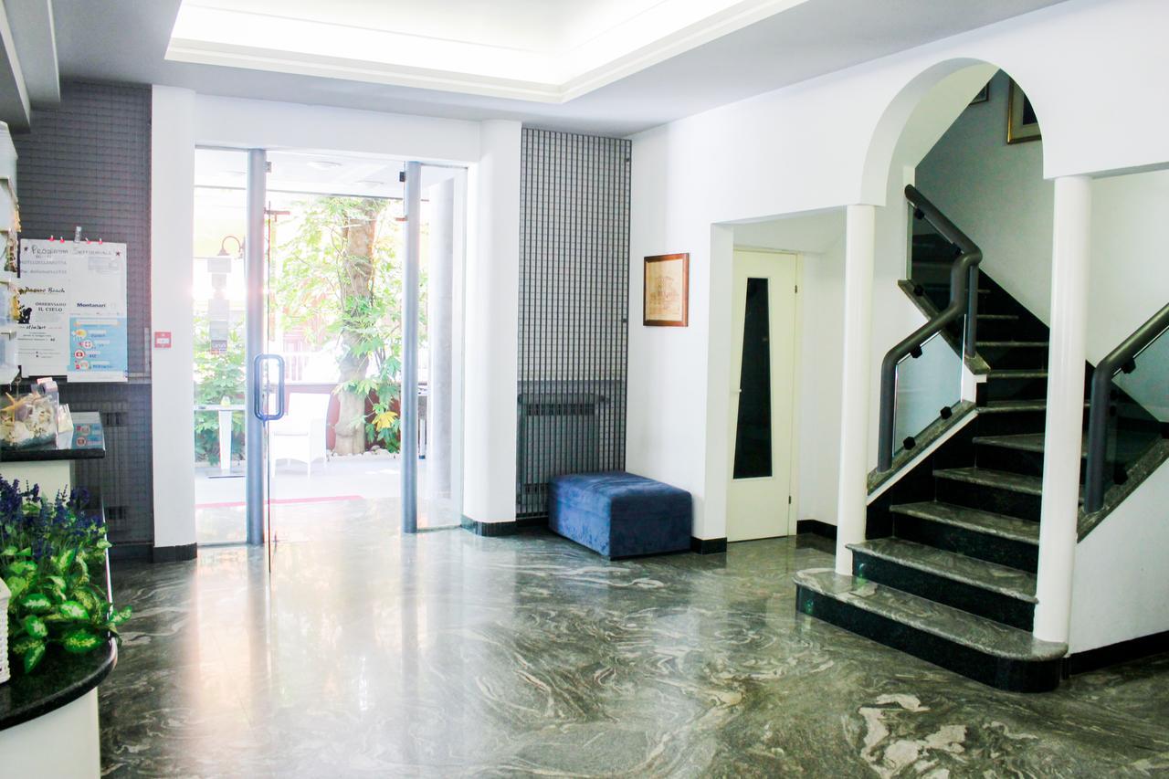 Hotel Della Motta ベラーリア・イジェア・マリーナ エクステリア 写真
