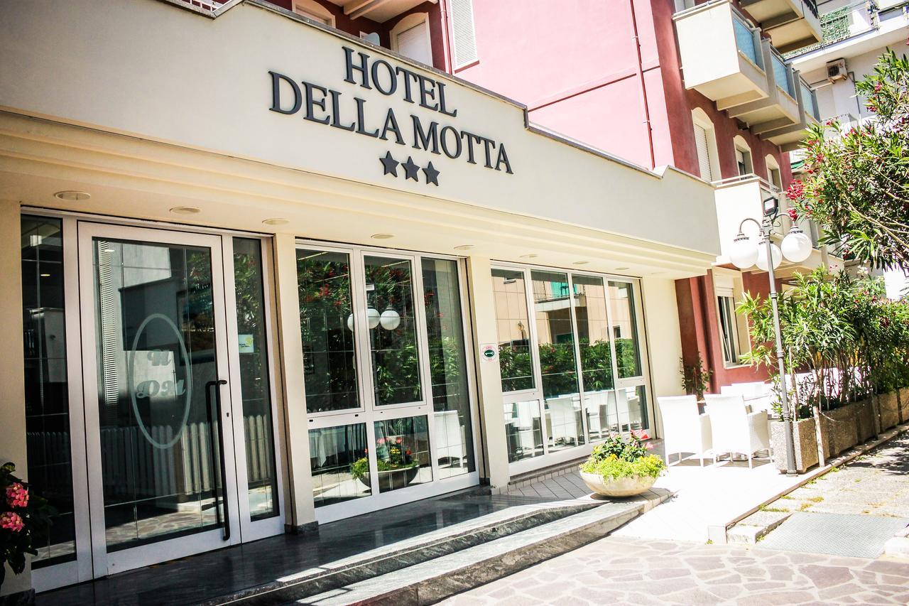 Hotel Della Motta ベラーリア・イジェア・マリーナ エクステリア 写真
